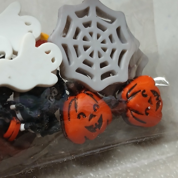 Dress It Up by Jesse James Halloween Shirt Button Set Spider Ghost Pumpkin Candy - Picture 7 of 9